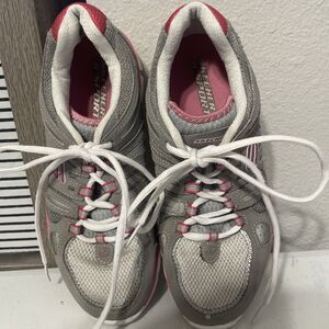 Sketchers S Sports Shoes Womens Gray Pink Size 8 Run Casual